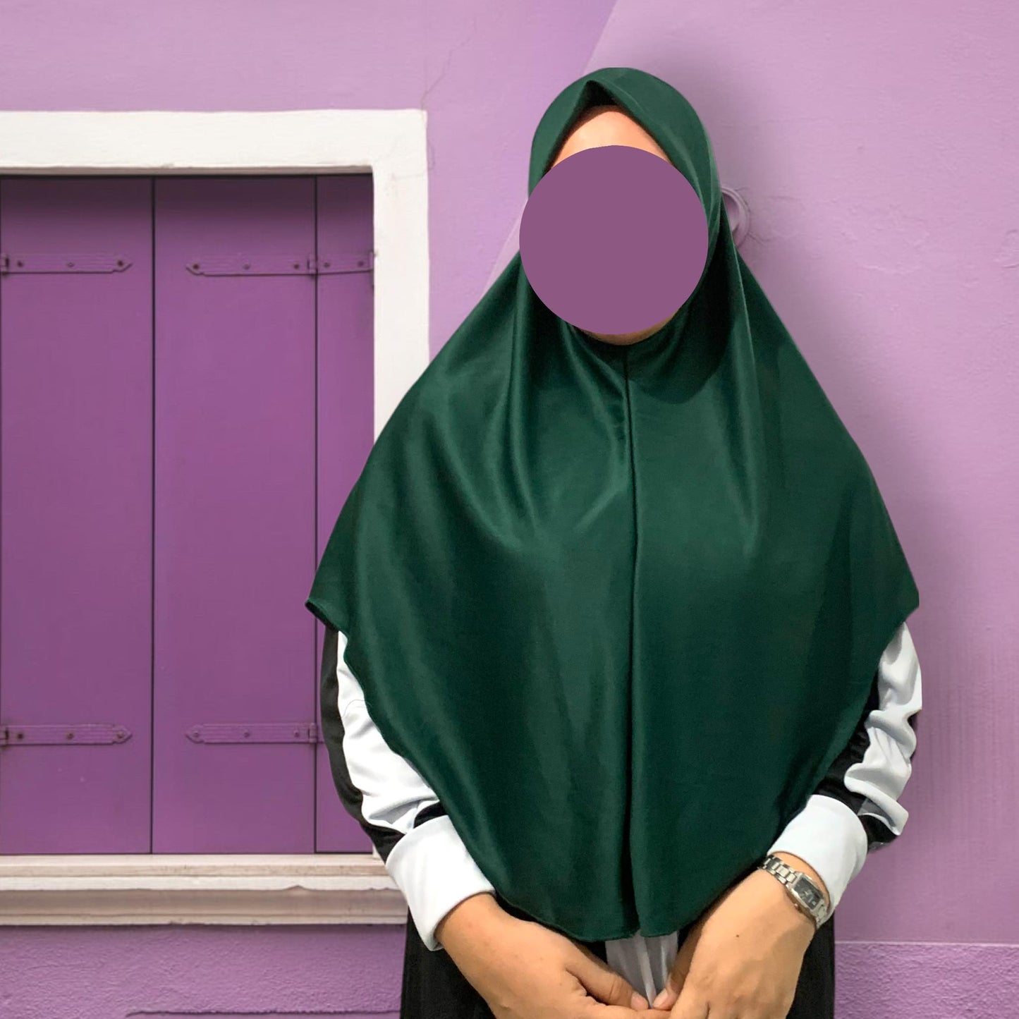 Hanna Simple Hijab with Lettuce Edge
