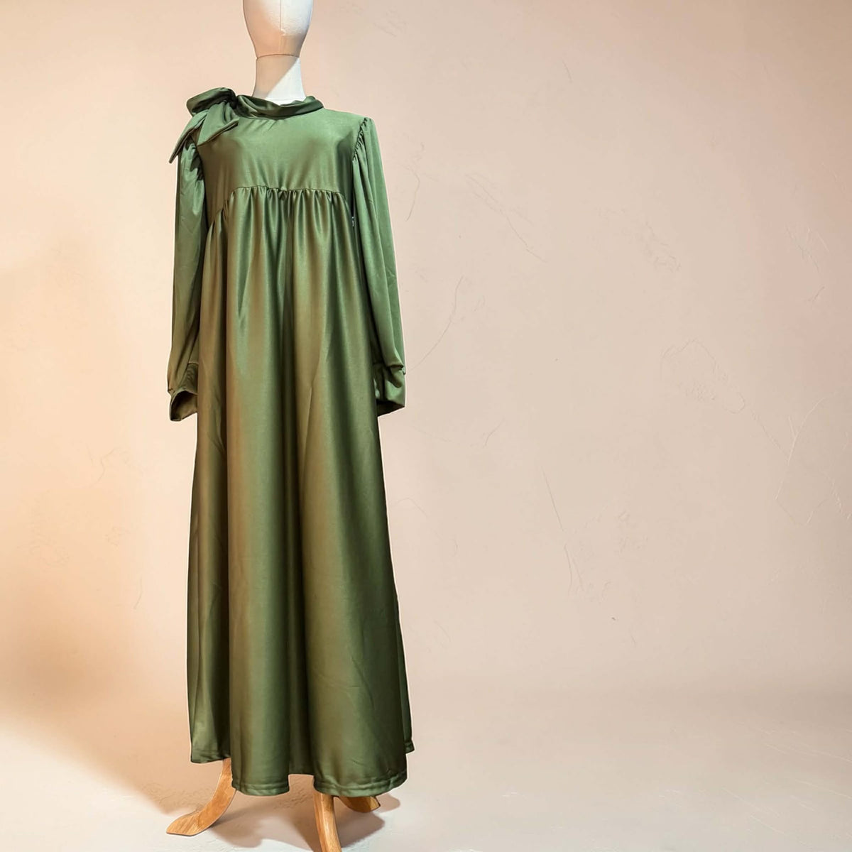 Burqana Haala Muslim Dress for Women Large | Quiana Modest Long Dress with Shirred Shoulder Ribbon
